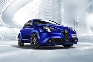 Alfa Romeo MiTo blau seitlich